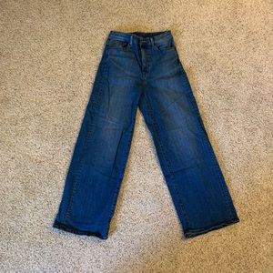 UNIQLO wide leg jeans. XS